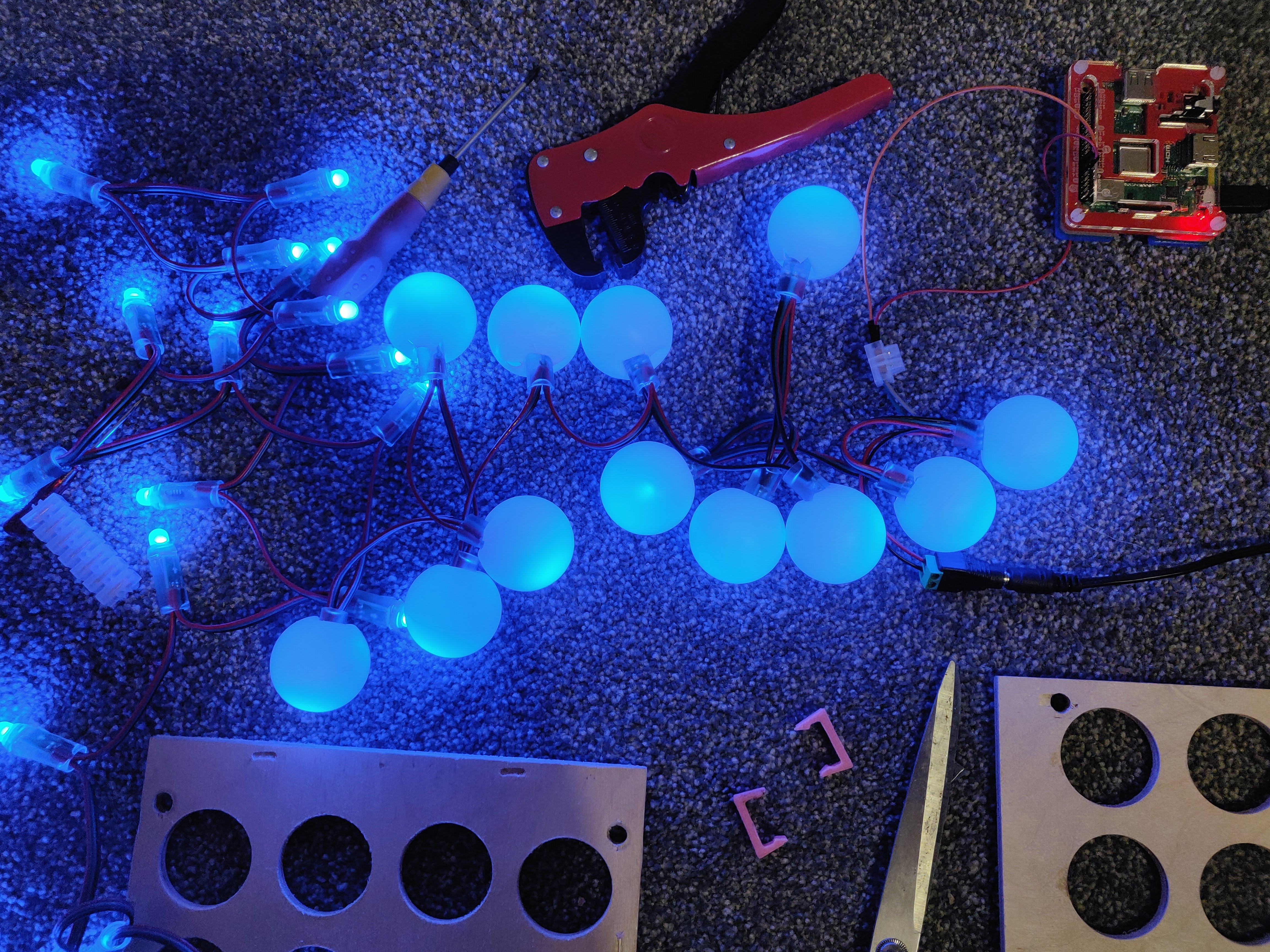 LED Ping Pong clock - post 1