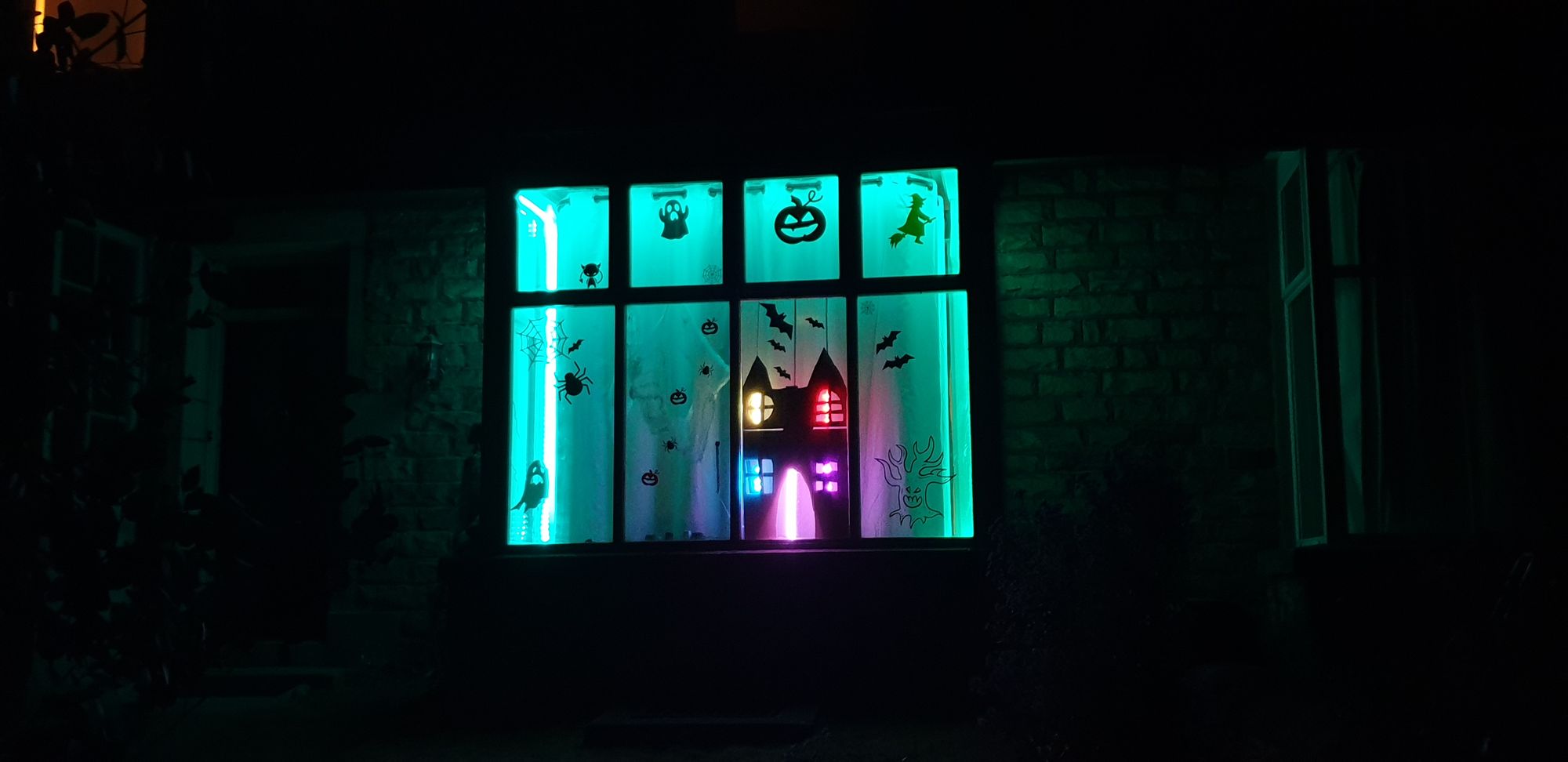 Raspberry Pi Halloween Lights